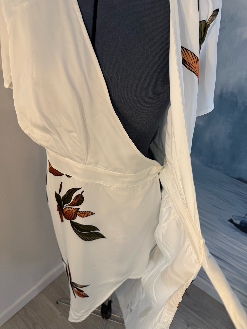 White Floral Wrap Midi Dress with Leaf Print #251 - Picture 5 of 14